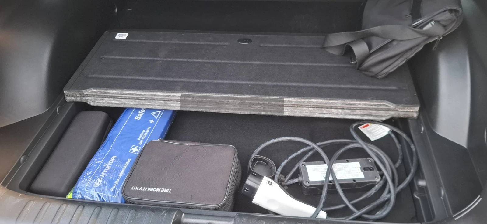 Hyundai Ioniq 5 Awd 306кс 430км  Soh 95%, снимка 12 - Автомобили и джипове - 55148102