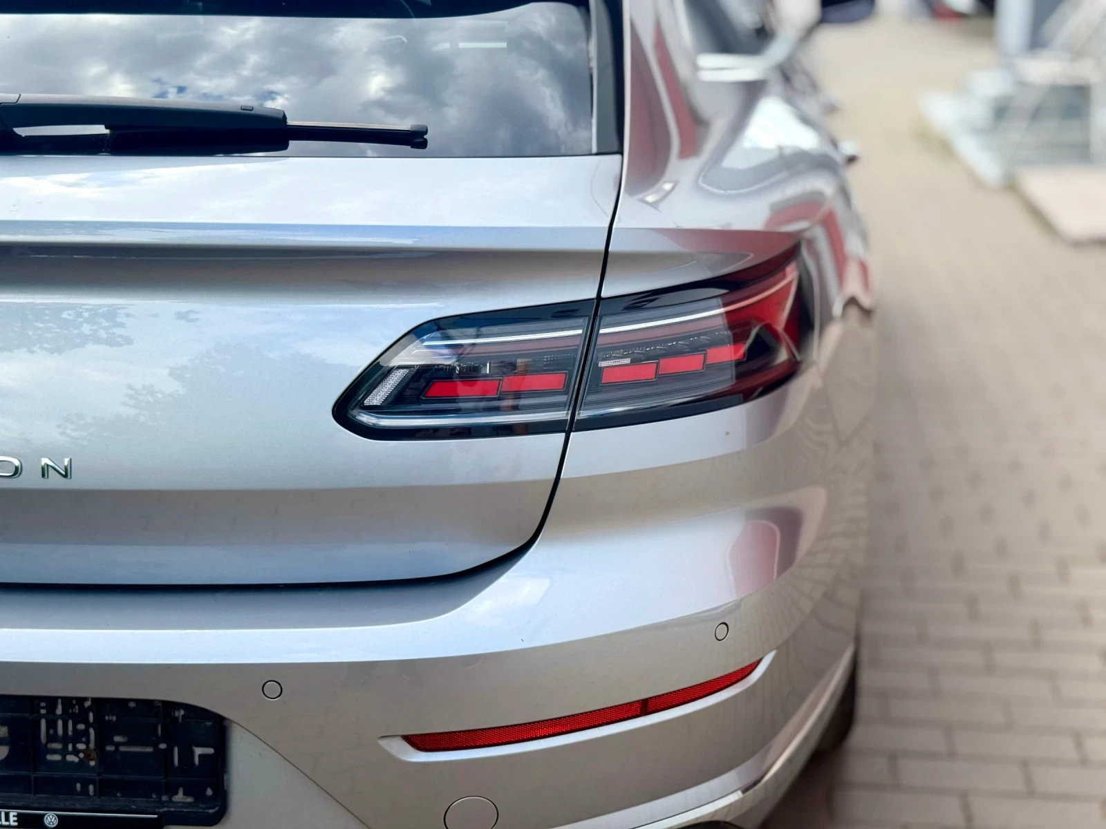 VW Arteon 2.0TDI 4х4 FULL R-LINE ГАРАНЦИОНЕН, снимка 7 - Автомобили и джипове - 55286172
