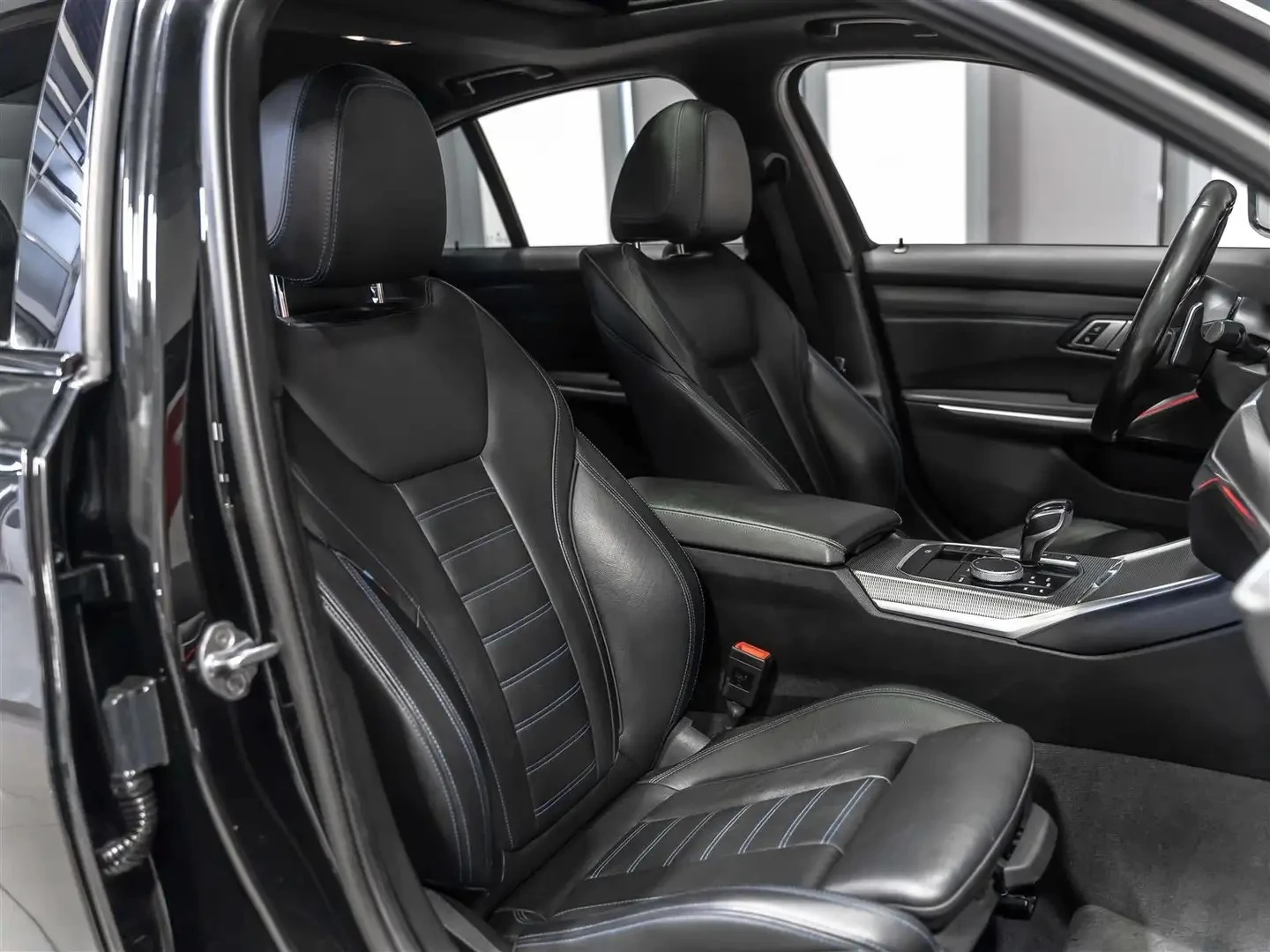 BMW 340 M PERFORMANCE PREMIUM ЦЕНА ДО БЪЛГАРИЯ АВТОКРЕДИТ, снимка 12 - Автомобили и джипове - 55565802