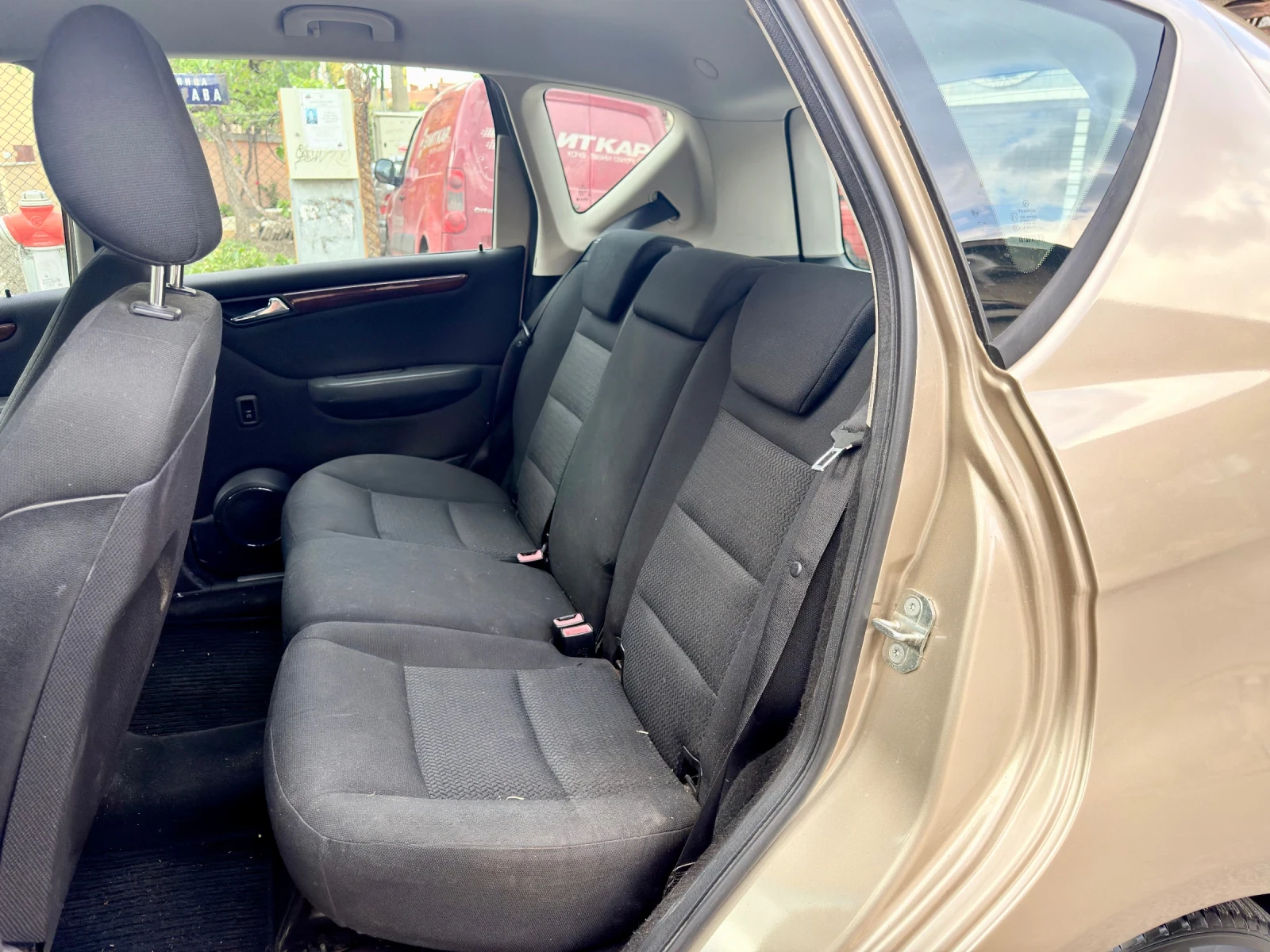 Mercedes-Benz A 150 Обслужен* , снимка 9 - Автомобили и джипове - 55824964