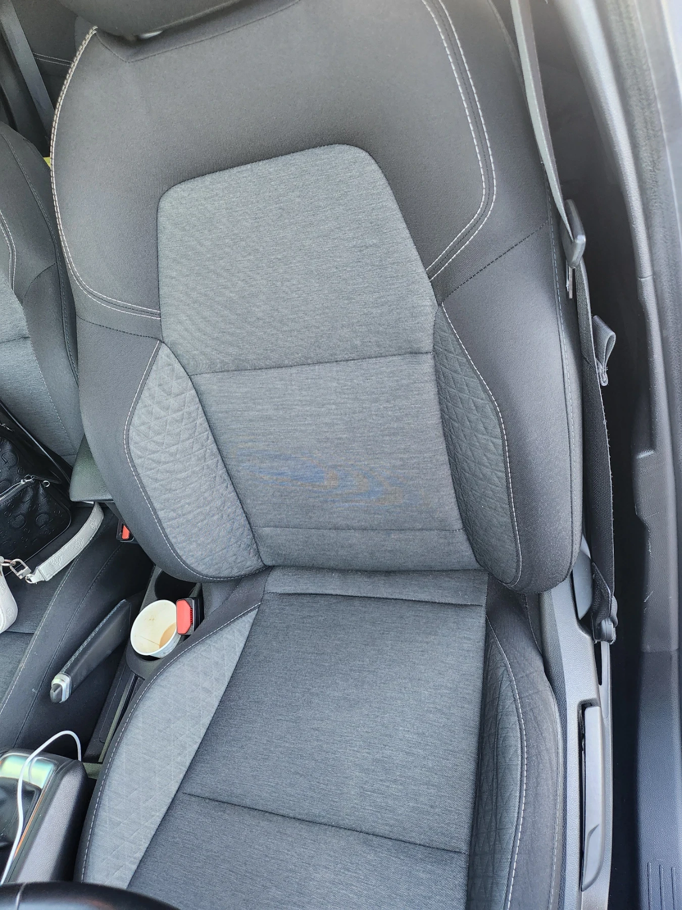 Renault Captur, снимка 9 - Автомобили и джипове - 56079811
