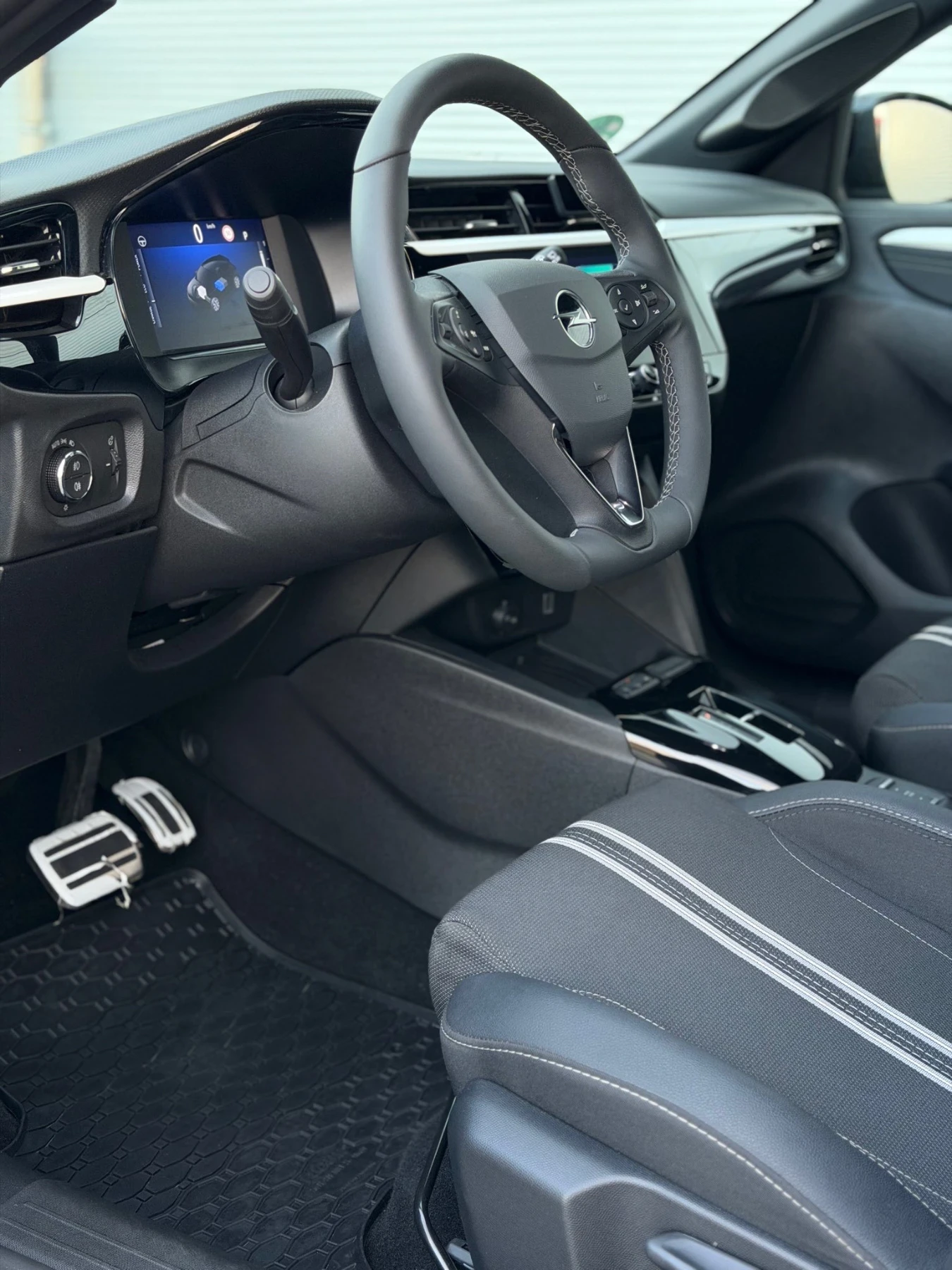 Opel Corsa HYBRID 1700км 2026г FULL-MAX, снимка 14 - Автомобили и джипове - 56184483