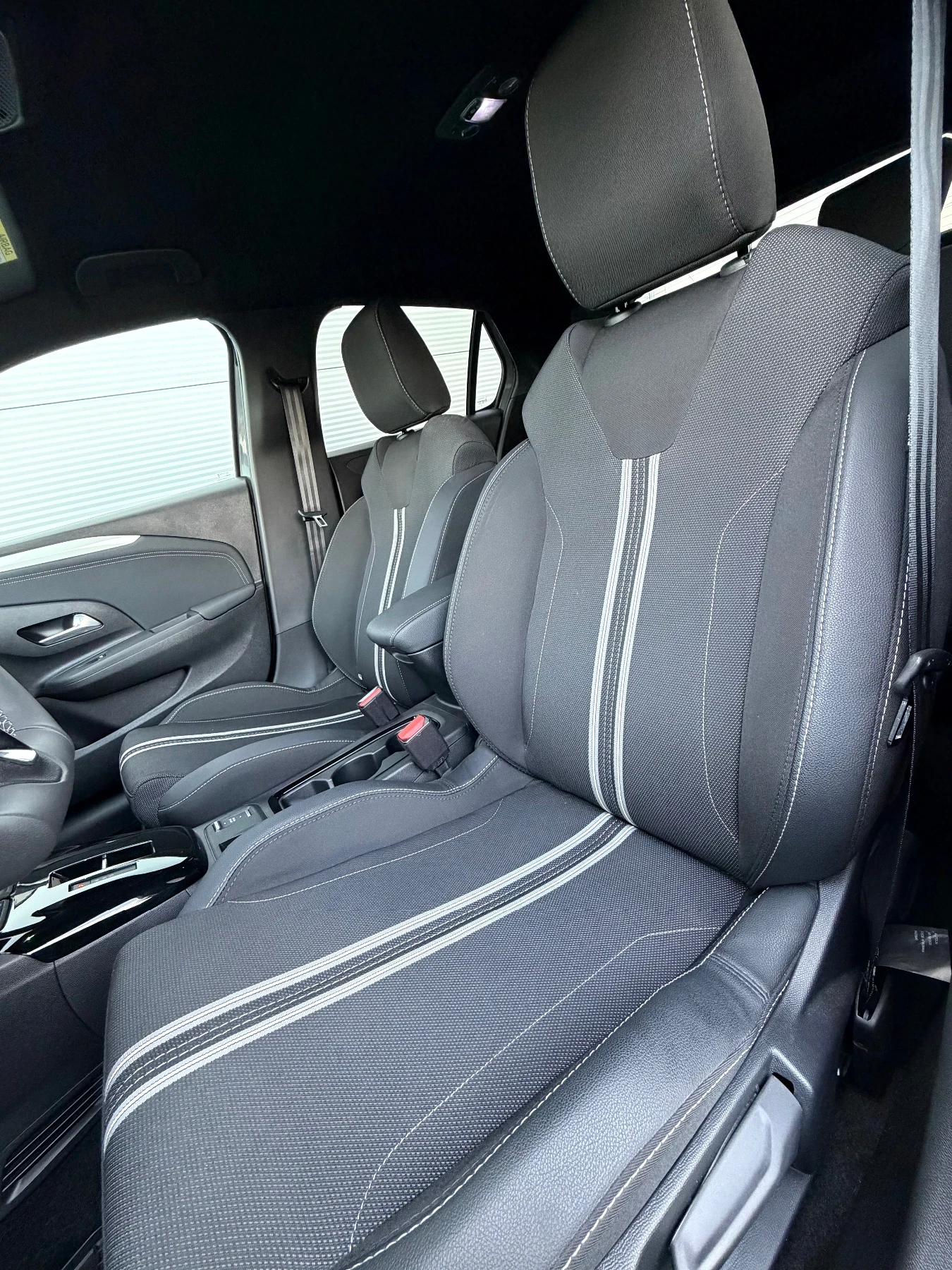 Opel Corsa HYBRID 1700км 2026г FULL-MAX, снимка 16 - Автомобили и джипове - 56184483