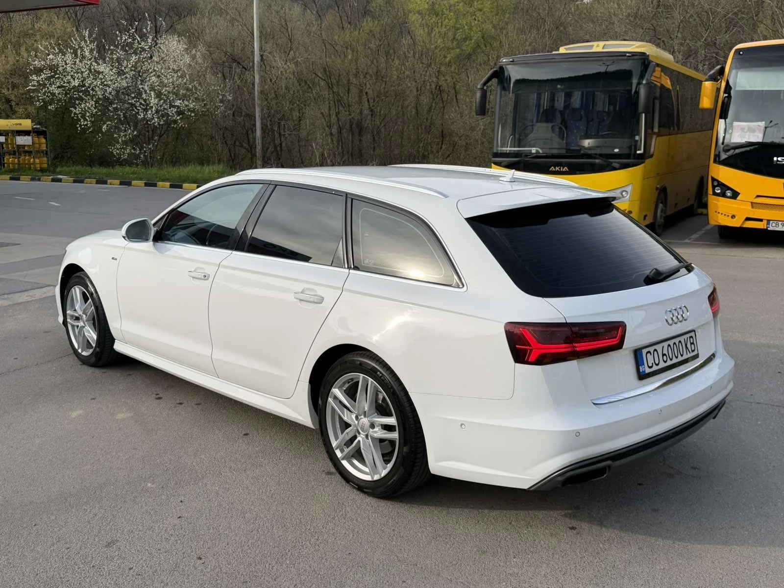 Audi A6 Matrix, снимка 5 - Автомобили и джипове - 56417850