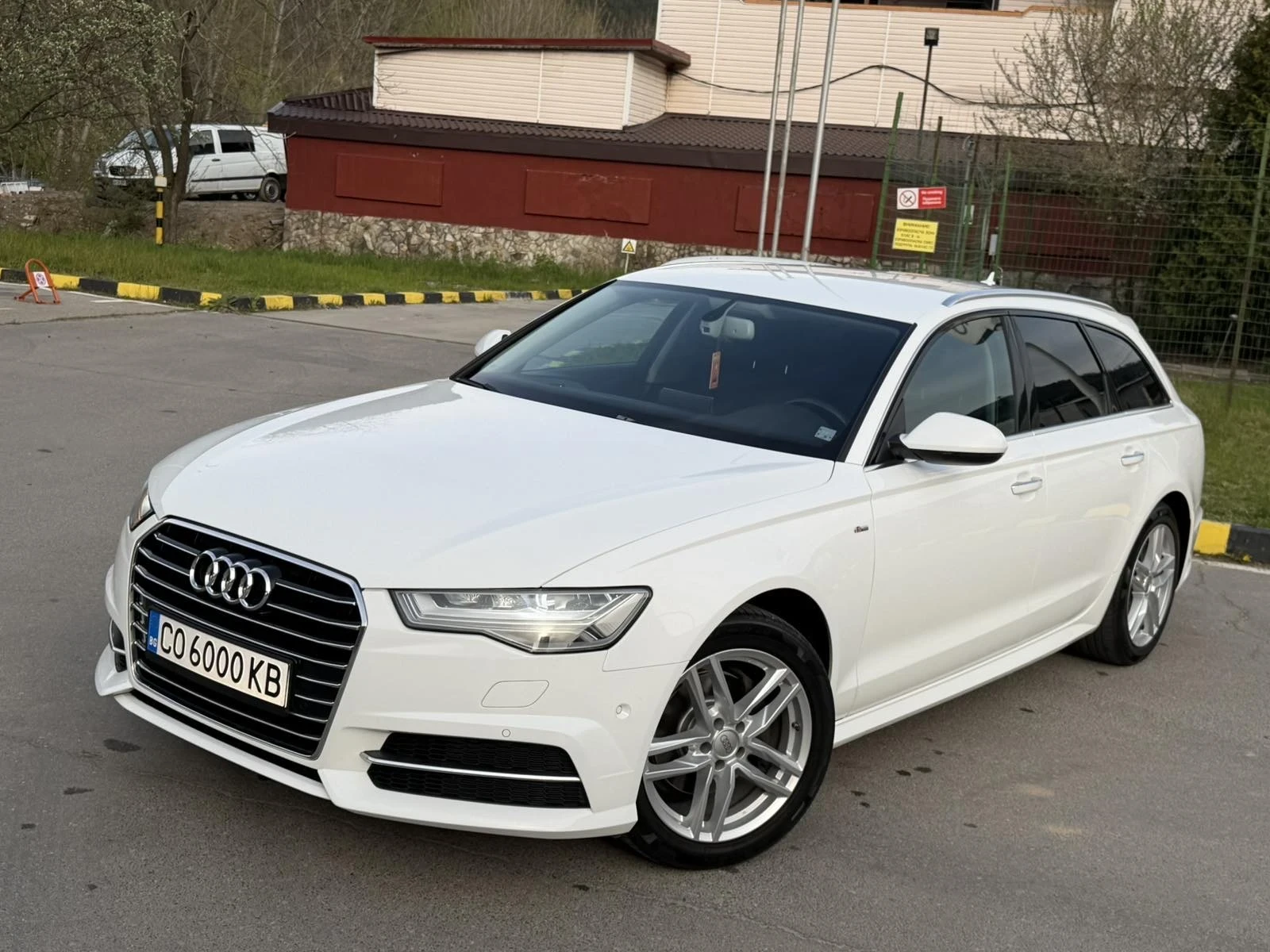 Audi A6 Matrix, снимка 3 - Автомобили и джипове - 56417850