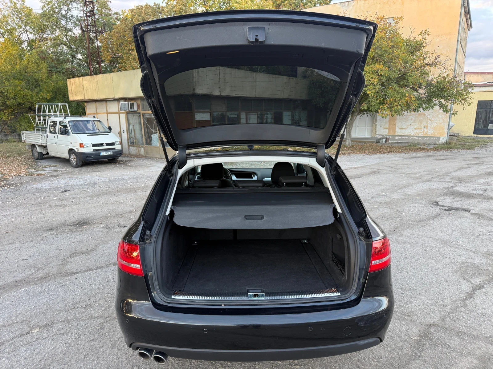 Audi A4 A4 2.0 TDI NAVI XENON, снимка 9 - Автомобили и джипове - 56545430