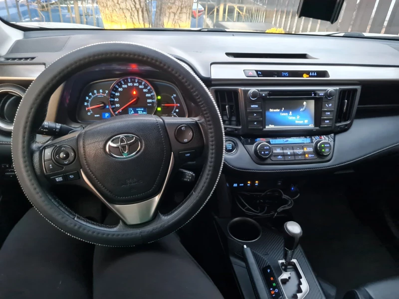 Toyota Rav4, снимка 10 - Автомобили и джипове - 49122879