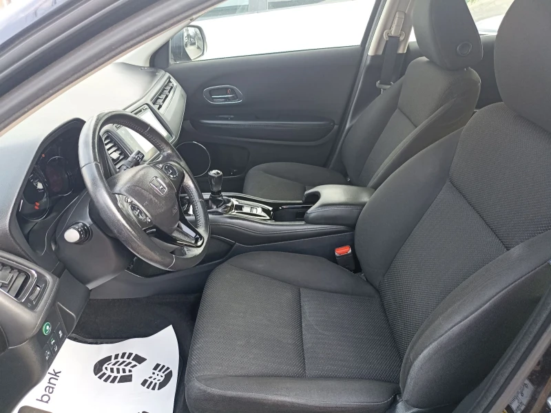 Honda Hr-v 1.5i, снимка 10 - Автомобили и джипове - 52412454