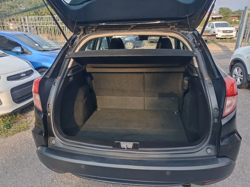 Honda Hr-v 1.5i, снимка 7 - Автомобили и джипове - 52412454