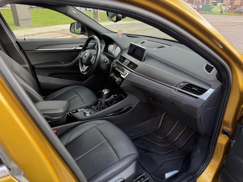 BMW X2 * xDrive28i * CARFAX * БЕЗ ПЪРВОНАЧАЛНА ВНОСКА, снимка 12 - Автомобили и джипове - 52596526