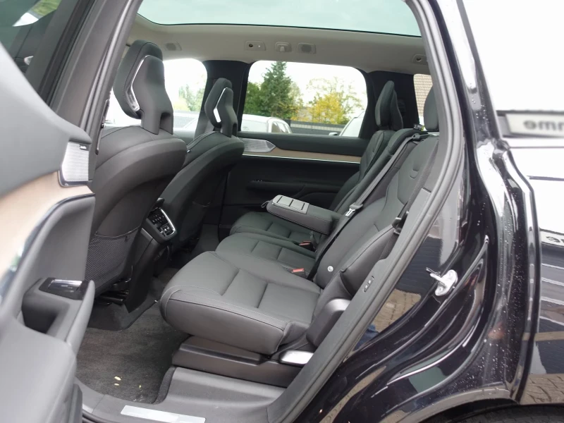 Volvo EX90 SINGLE/279HP/RANGE-PLUS/360/B&W/ACC/CPLAY/DAB/980f, снимка 13 - Автомобили и джипове - 52733309