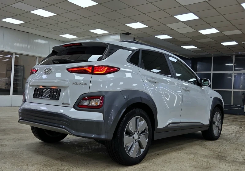 Hyundai Kona 64KWh/Premium/Термопомпа, снимка 3 - Автомобили и джипове - 52828999
