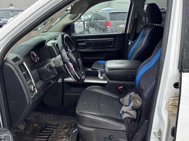 Dodge RAM 1500 * Sport * CARFAX * БЕЗ ПЪРВОНАЧАЛНА ВНОСКА, снимка 12 - Автомобили и джипове - 53166577