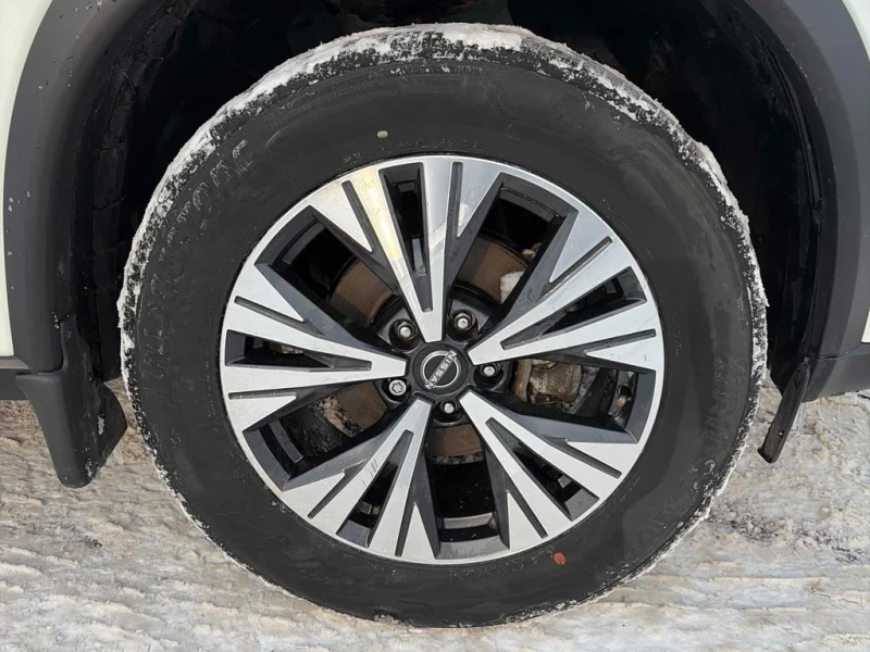 Nissan Rogue * AWD SV Moonroof / 360 / ПОДГРЕВИ / CARFAX, снимка 6 - Автомобили и джипове - 53271184