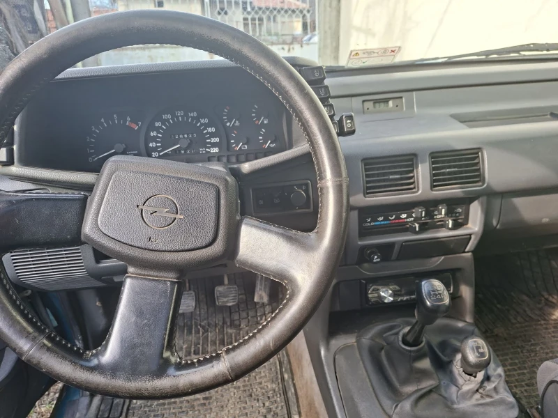 Opel Frontera, снимка 4 - Автомобили и джипове - 53424794