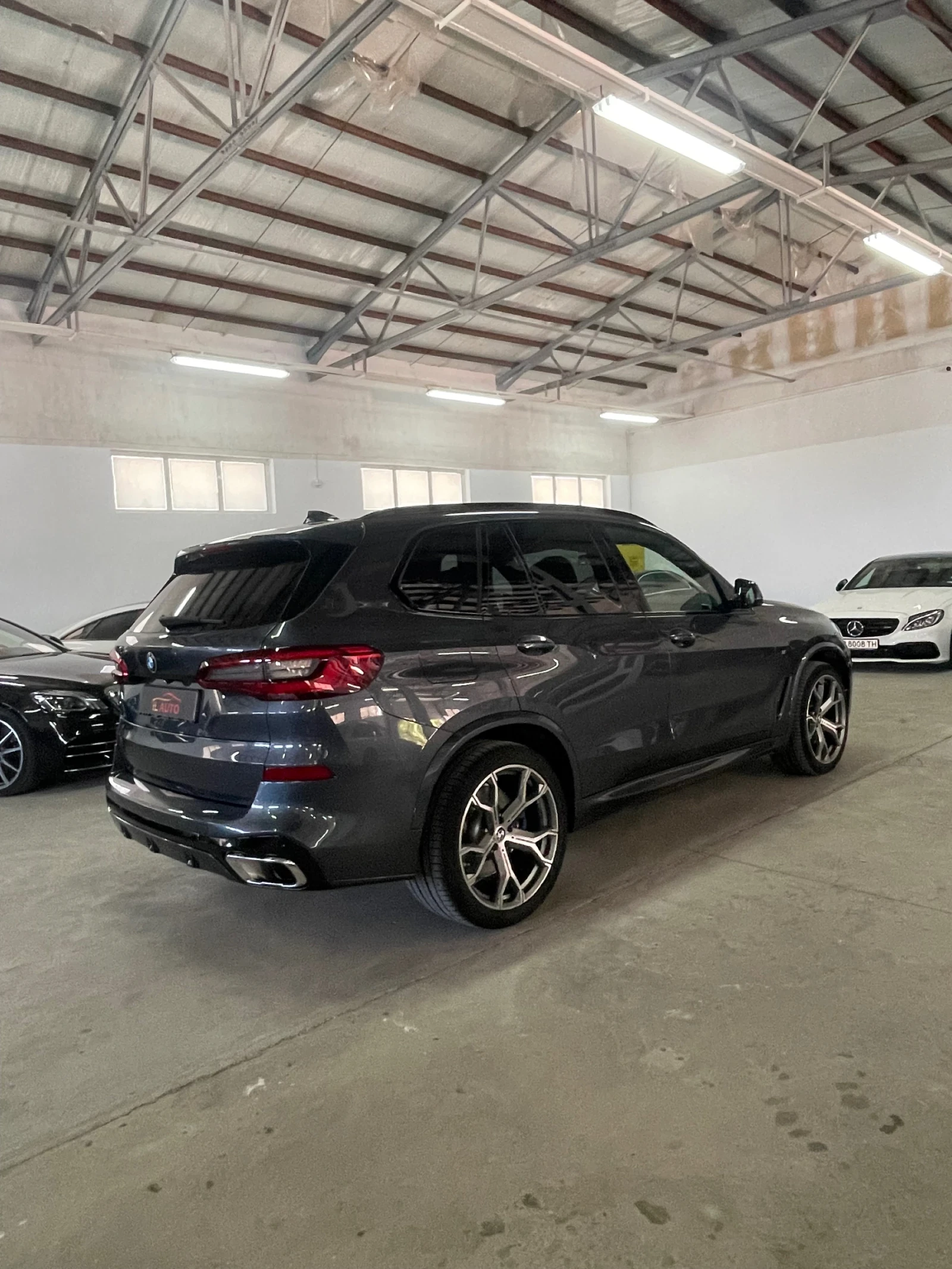 BMW X5 3.0D/Mpak/swarovski/Laser/panor/21j/harman/kardon/ - изображение 5