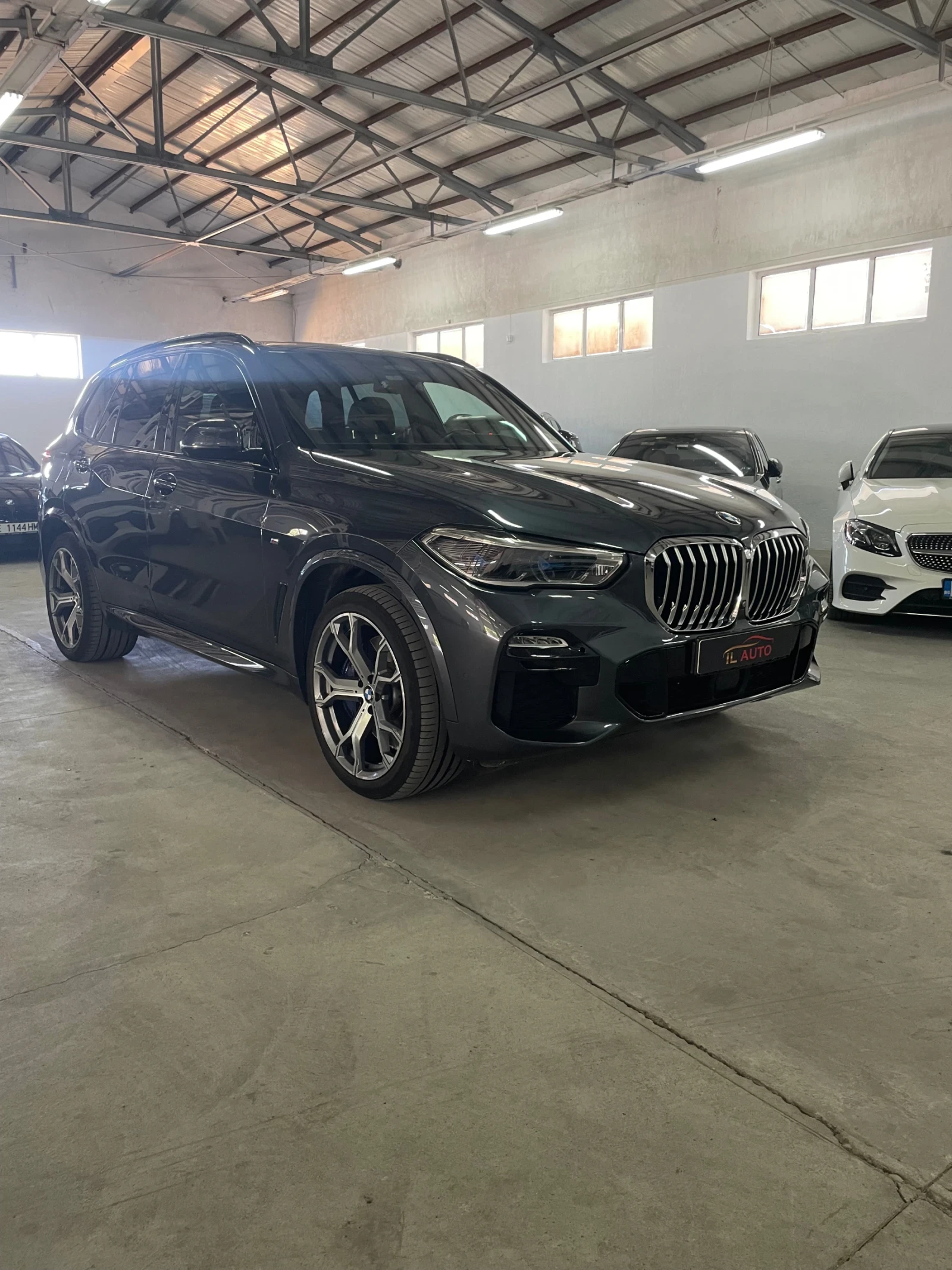 BMW X5 3.0D/Mpak/swarovski/Laser/panor/21j/harman/kardon/ - изображение 2