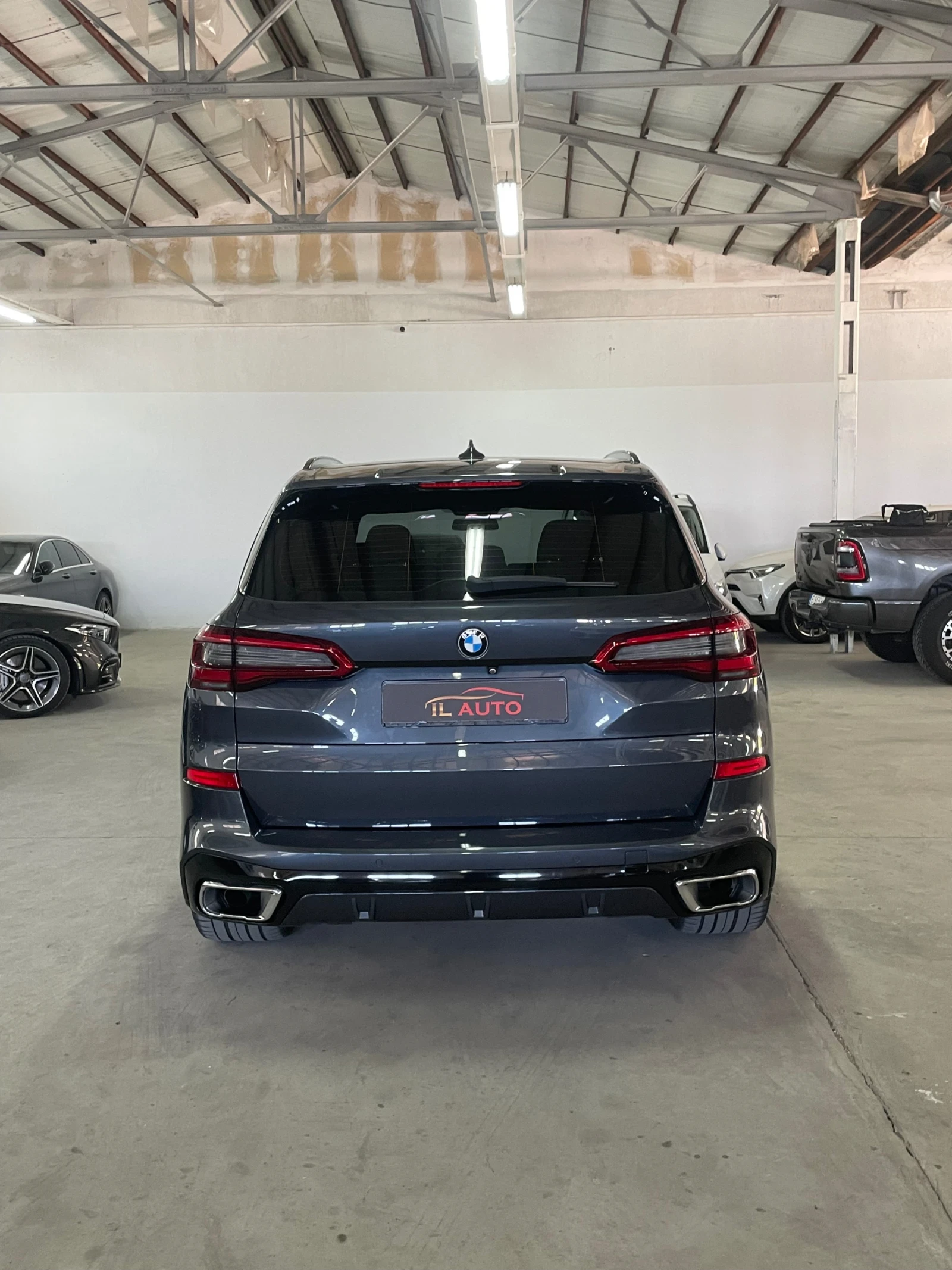 BMW X5 3.0D/Mpak/swarovski/Laser/panor/21j/harman/kardon/ - изображение 4