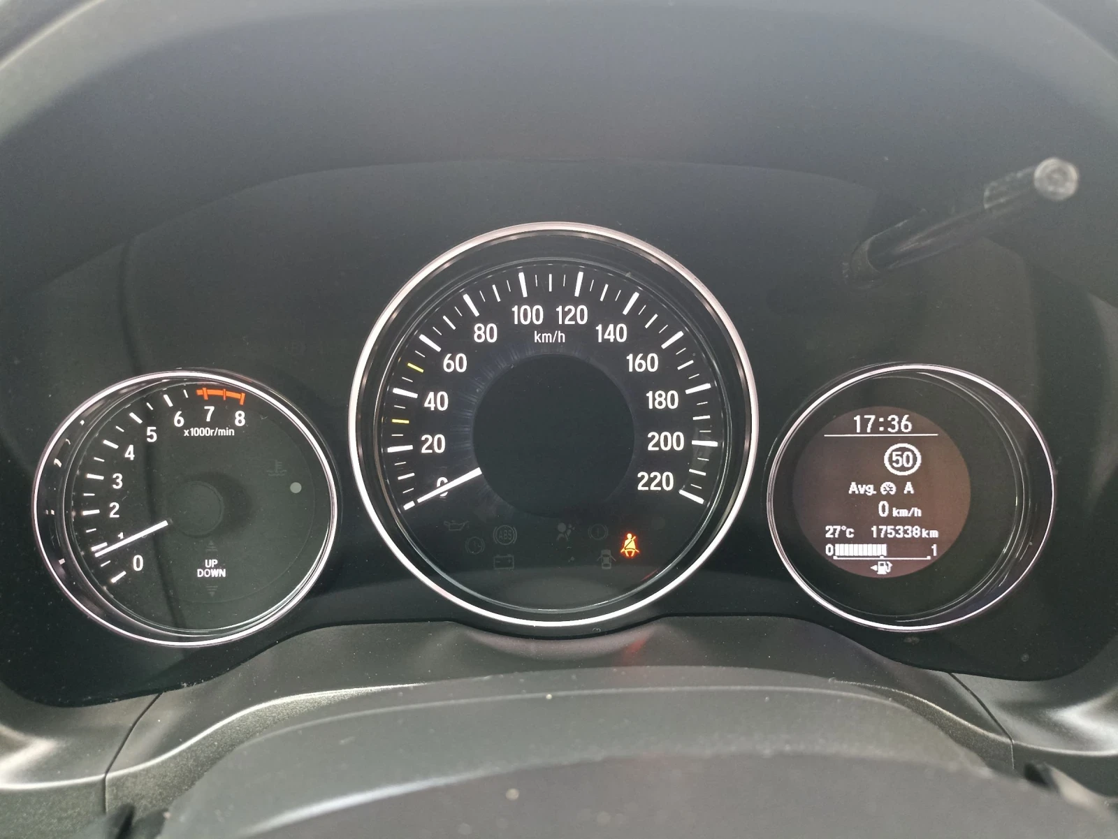 Honda Hr-v 1.5i - изображение 8