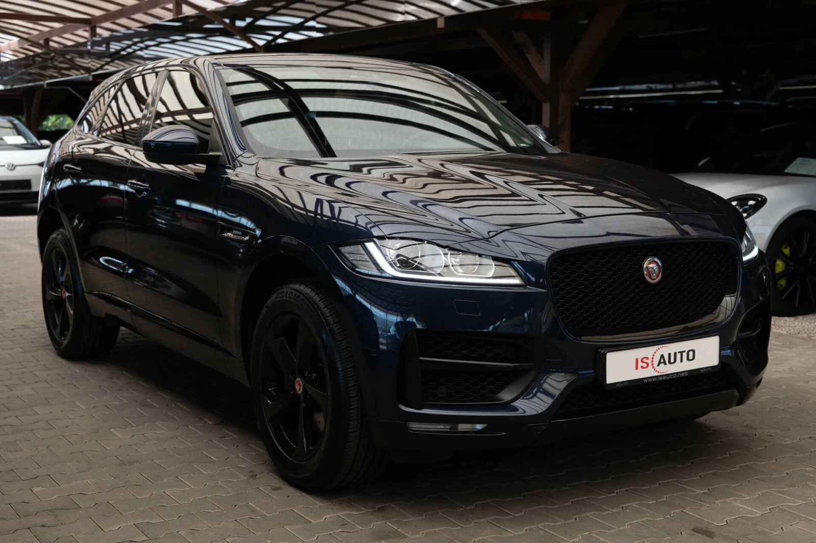 Jaguar F-PACE 3.0d/AWD/R-Sport/Meridian/Камера/Lane Assist - изображение 2