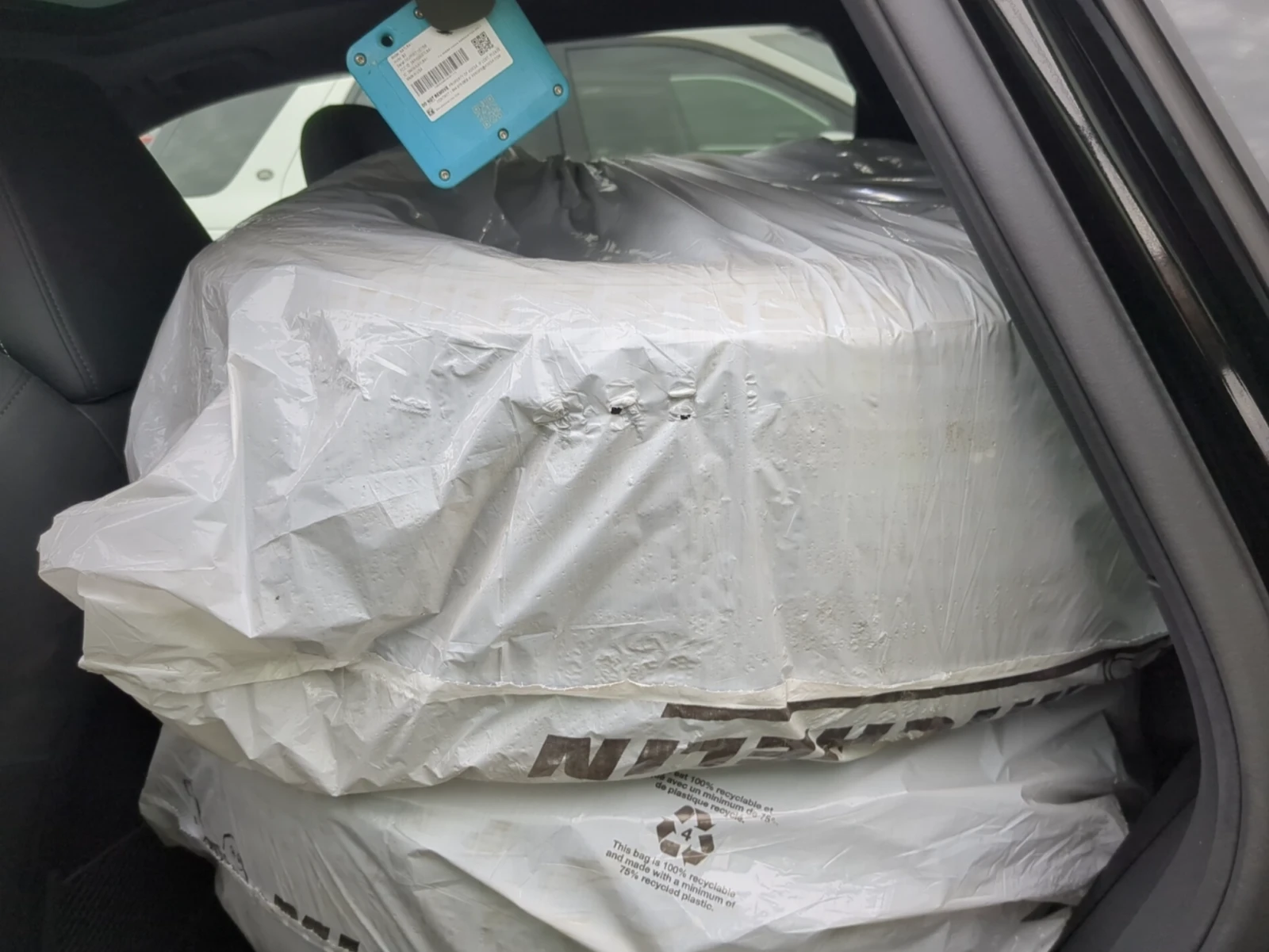 Audi Q4 2023 Audi Q4 e-tron 50 QUATTRO - изображение 9