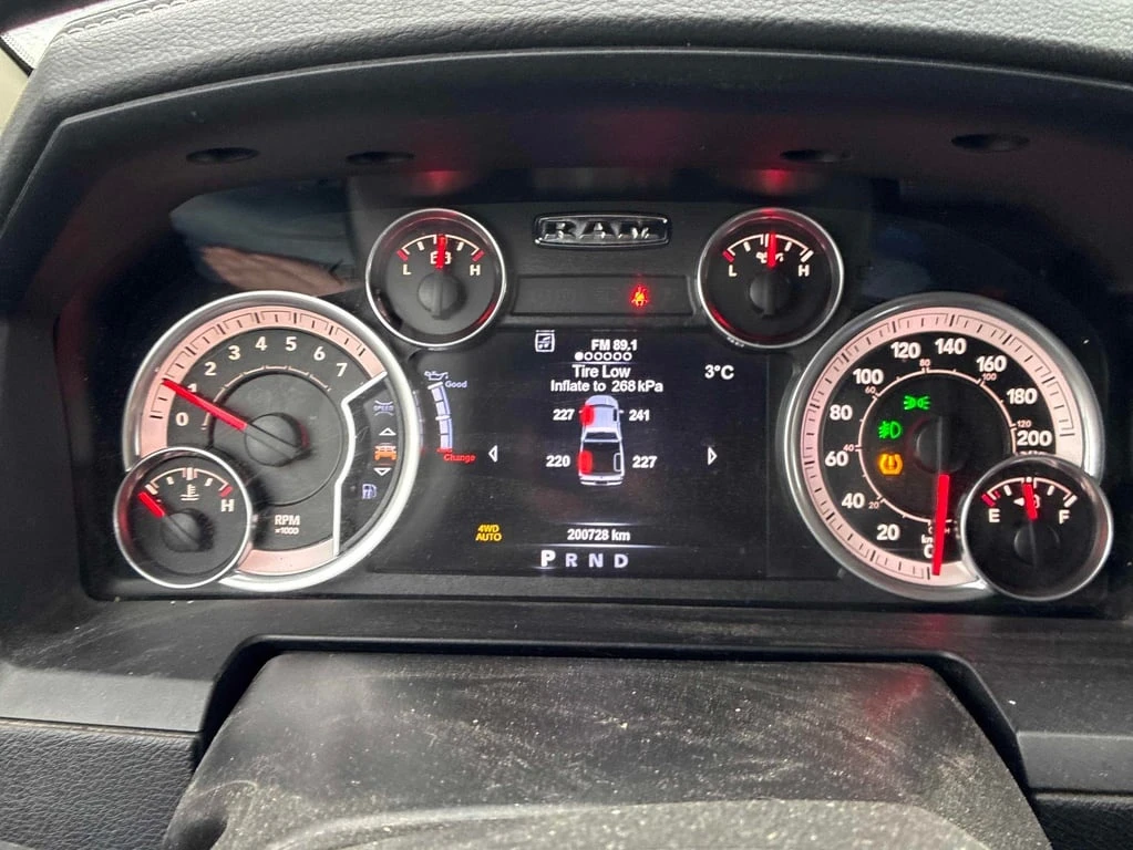 Dodge RAM 1500 * Sport * CARFAX * БЕЗ ПЪРВОНАЧАЛНА ВНОСКА - изображение 8