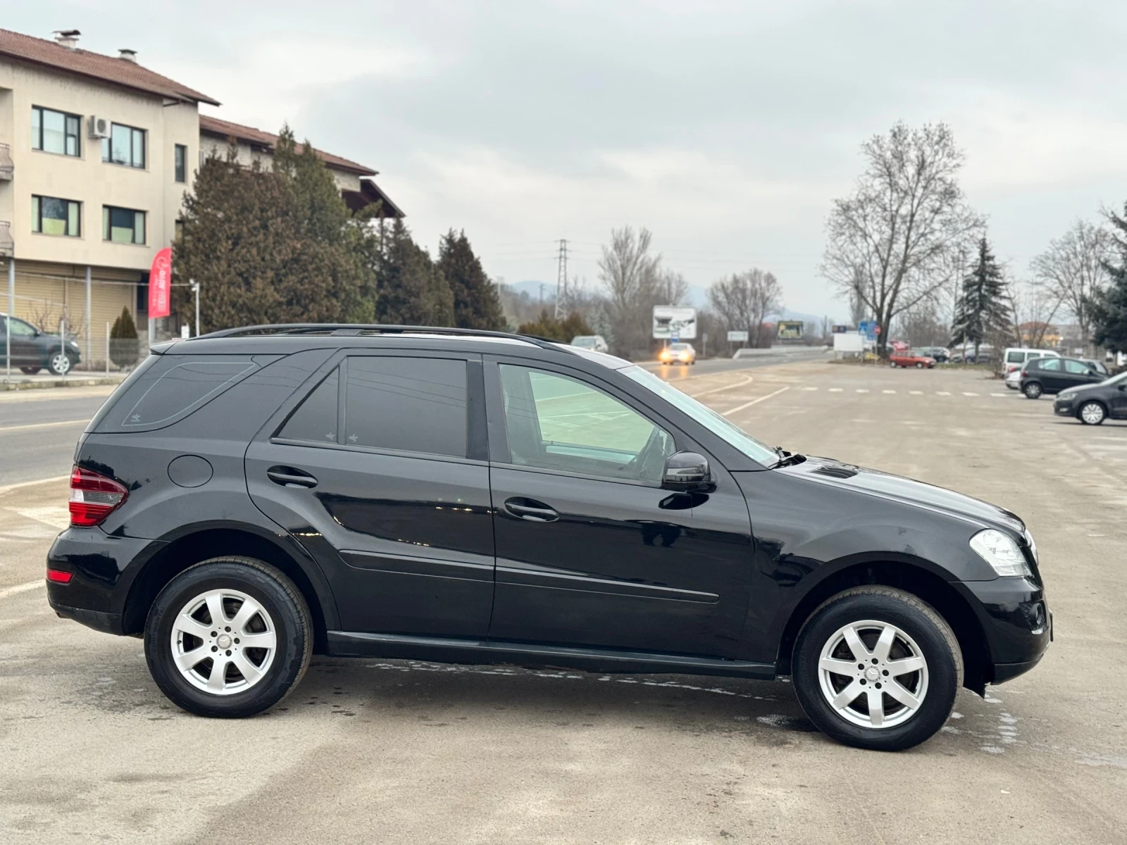 Mercedes-Benz ML 280 НАПЪЛНО ОБСЛУЖЕН - изображение 7
