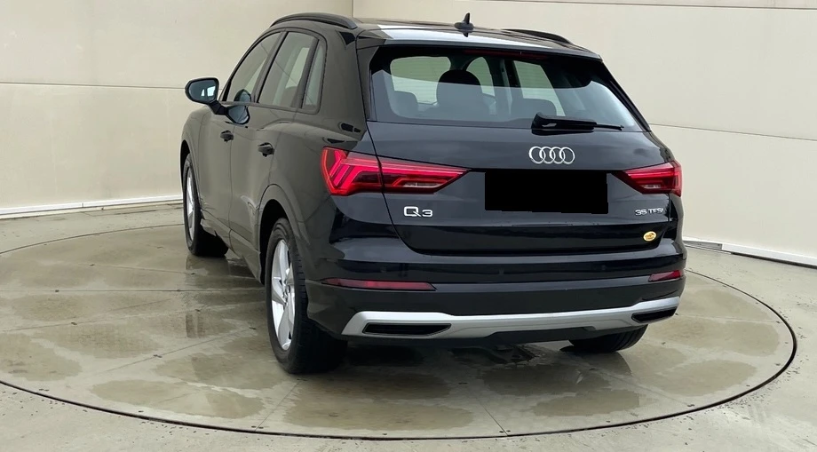 Audi Q3, снимка 3 - Автомобили и джипове - 53813273