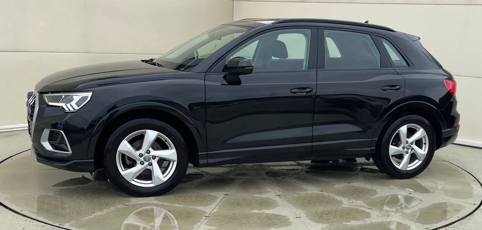 Audi Q3, снимка 2 - Автомобили и джипове - 53813273