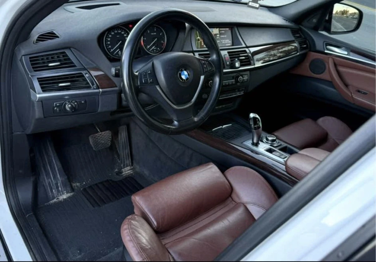 BMW X5 35d * M57 * Панорама * Head Up * 177000KM * Carfax, снимка 6 - Автомобили и джипове - 54011348