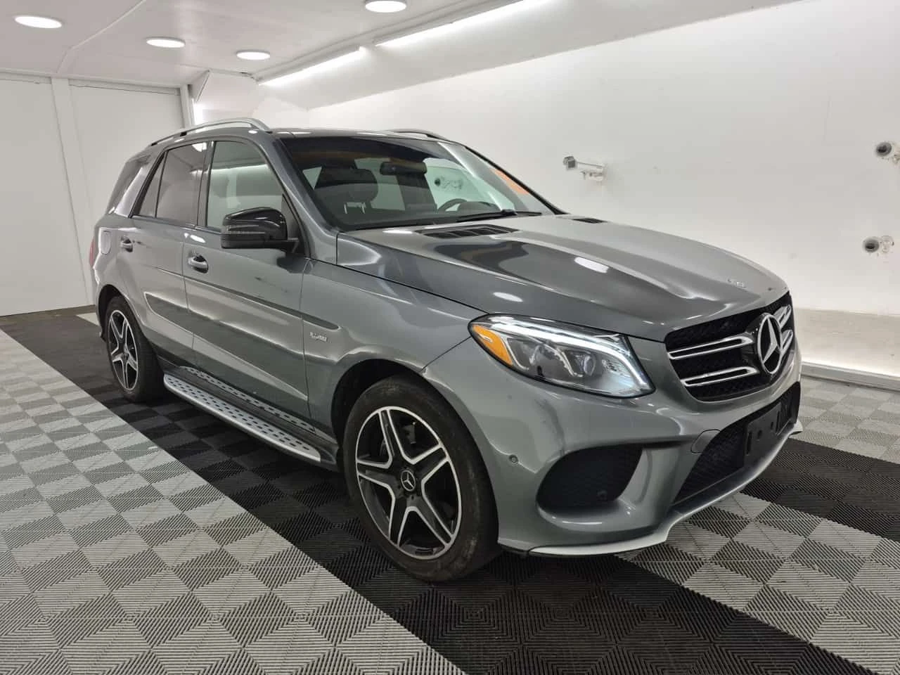Mercedes-Benz GLE 43 AMG * CARFAX * HARMAN/KARDON * PANO * KEYLESS  | Mobile.bg � ����������� 2