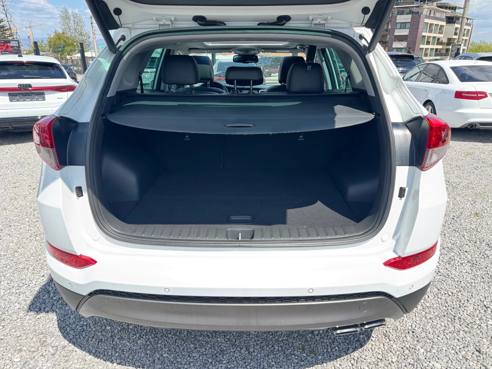 Hyundai Tucson FULL* 2.0d 4WD 185hp* ���������* ��������*  | Mobile.bg � ����������� 13