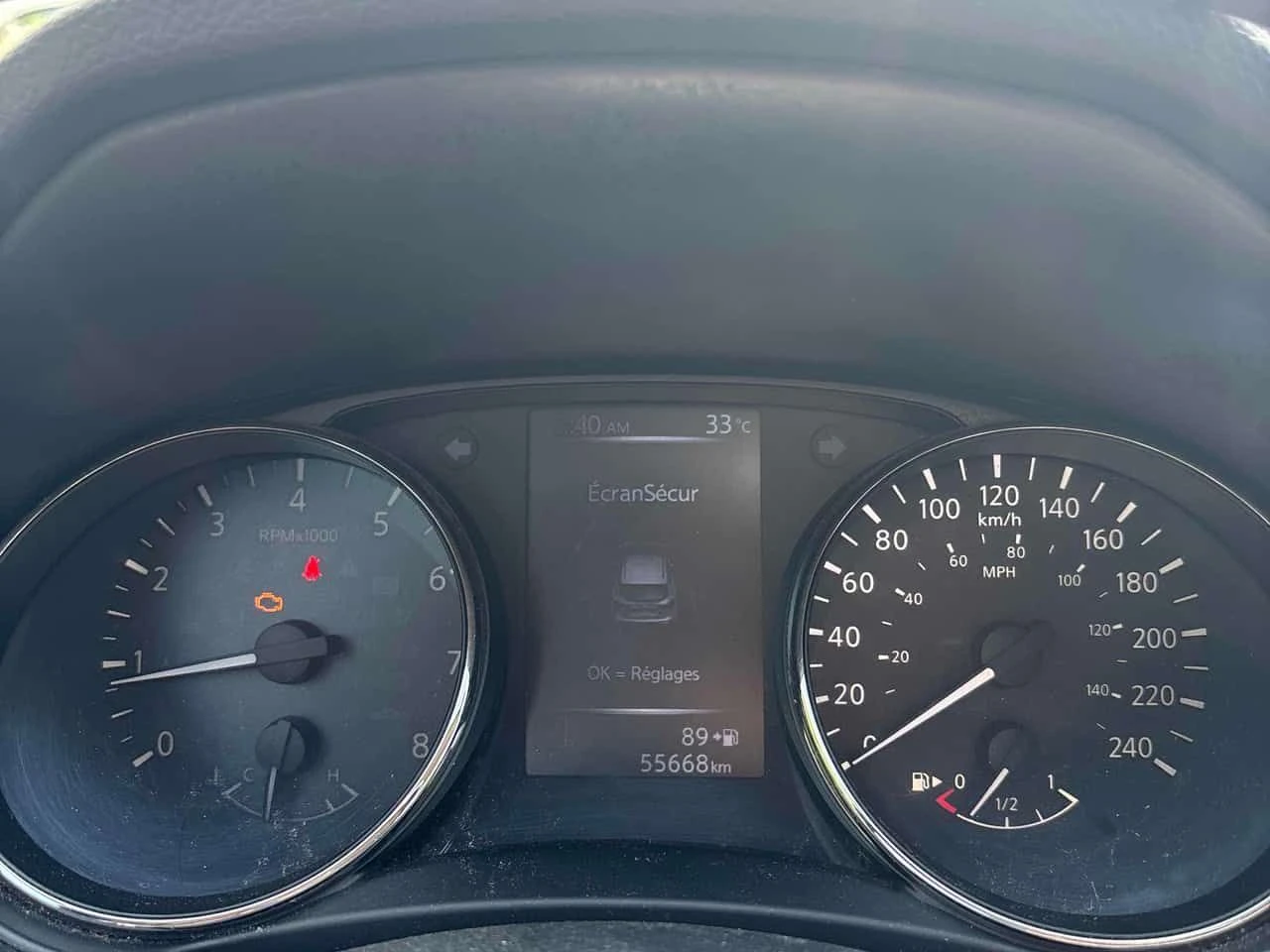 Nissan Qashqai * AWD CVT * CARFAX * ЦЕНА ДО БГ, снимка 7 - Автомобили и джипове - 55224362