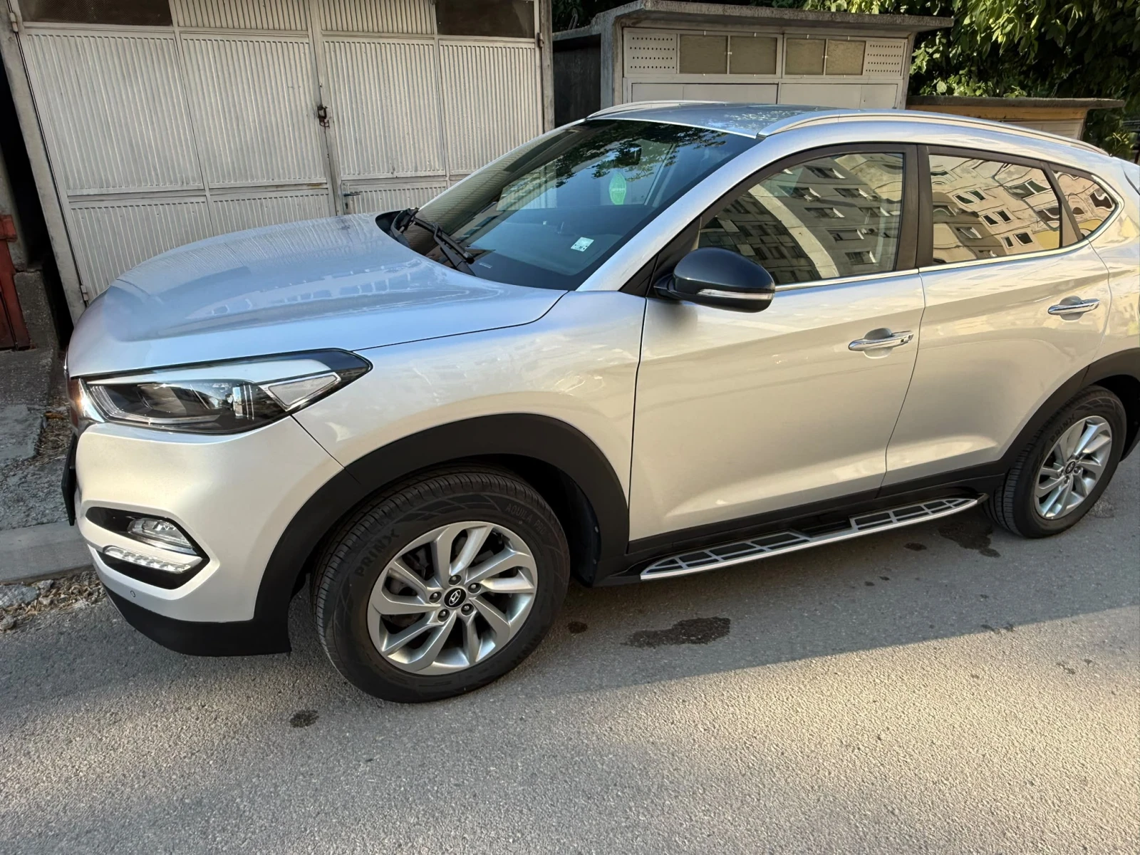 Hyundai Tucson, снимка 3 - Автомобили и джипове - 55629978
