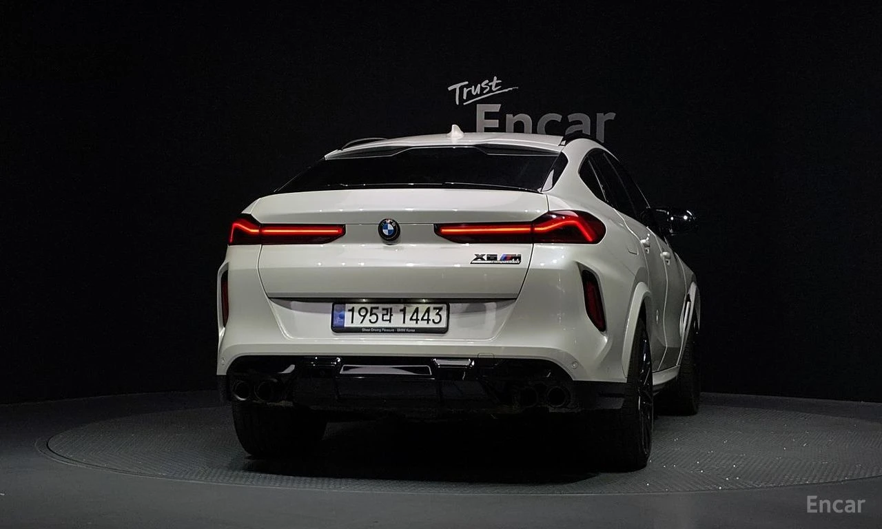 BMW X6 M* POWER* BOWER* WILKINS* ОБДУХВАНЕ* ДИСТРОНИК* ХЕ, снимка 4 - Автомобили и джипове - 56301045