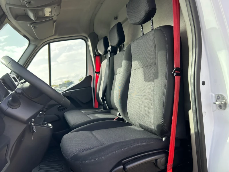 Renault Master euro6, снимка 10 - Бусове и автобуси - 49928077