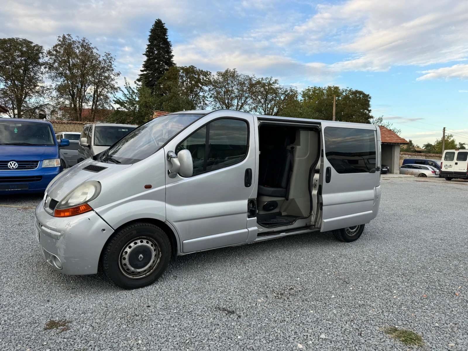 Renault Trafic 2.5tdi - изображение 4