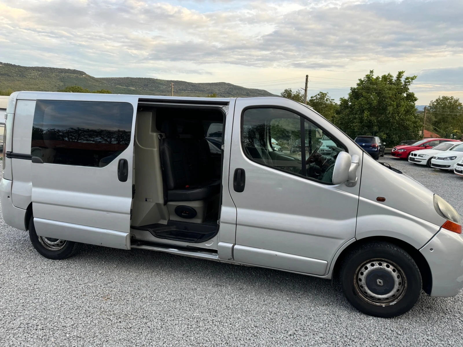 Renault Trafic 2.5tdi - изображение 6