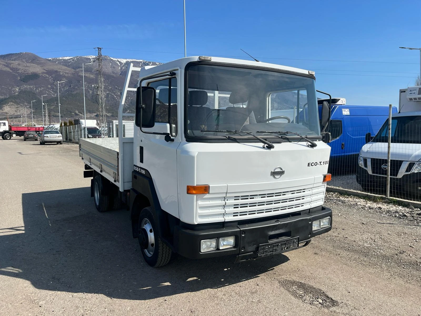 Nissan L35 ECO-T.100 БОРДОВИ ЕД.КАБИНА ДВ.ГУМА 3.0L ОТЛИЧЕН | Mobile.bg — изображение 1