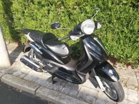     Piaggio Beverly 500