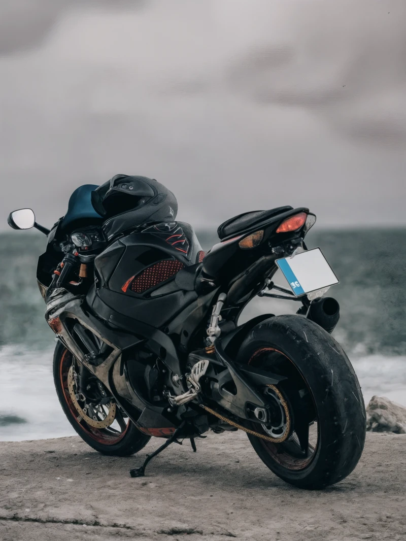 Suzuki Gsxr * Shifter * Launch Control * Brembo, снимка 2 - Мотоциклети и мототехника - 53486612