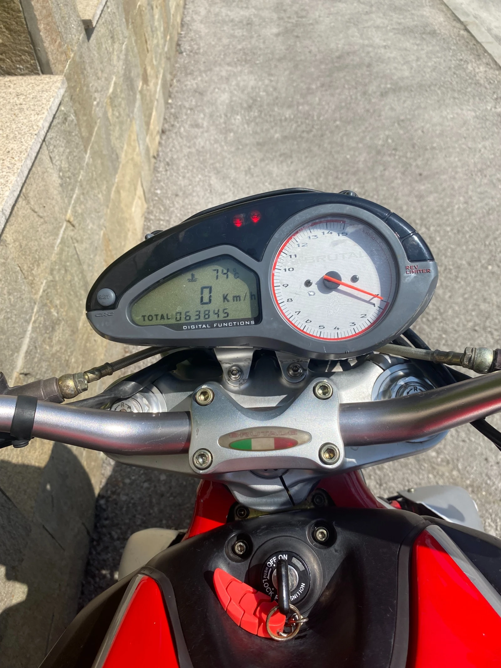 MV Agusta Brutale Brutale 910 | Mobile.bg   12