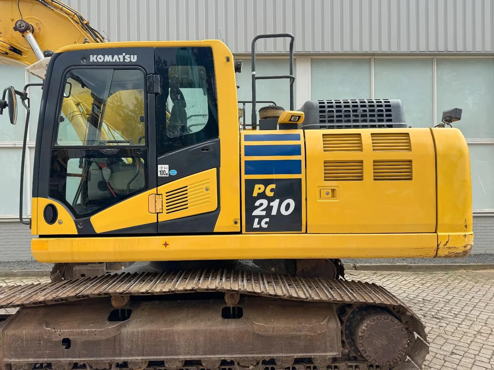 Багер Komatsu PC 210 LC, снимка 8 - Индустриална техника - 55540031