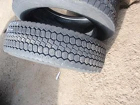 Гуми, снимка 5