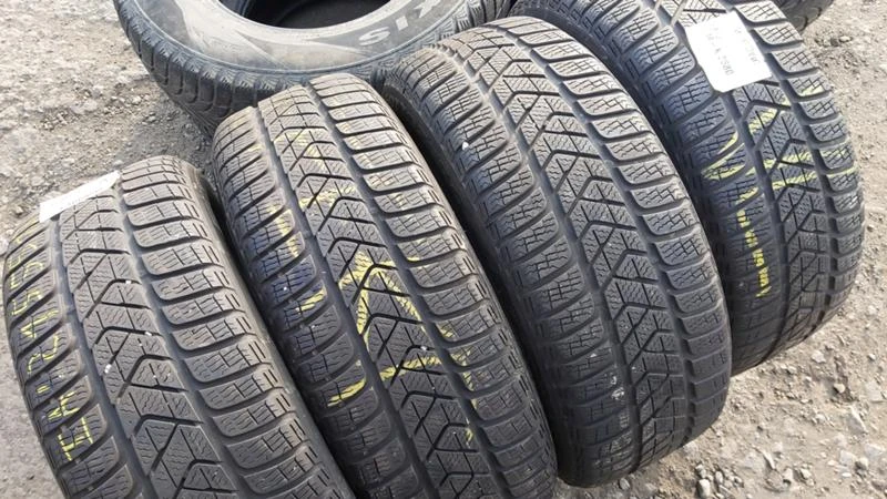 Гуми Зимни 215/55R17, снимка 2 - Гуми и джанти - 27725374