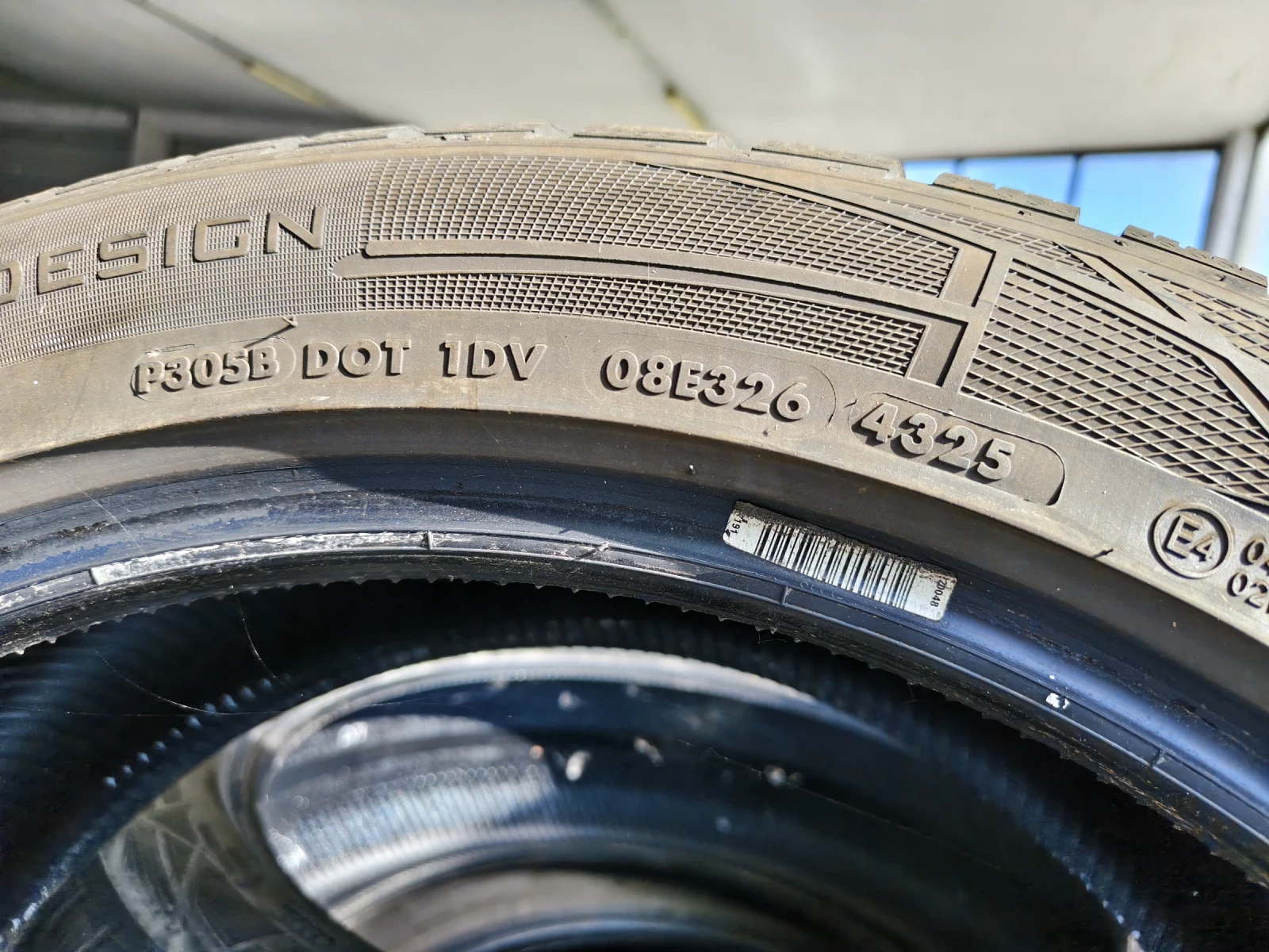 Гуми Зимни 245/45R20, снимка 8 - Гуми и джанти - 56678431
