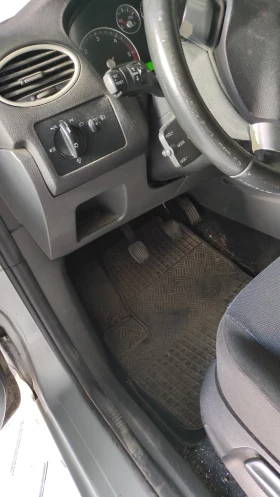 Ford Focus 1, 8 tdci 115к.с., снимка 5