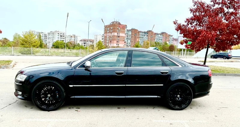 Audi A8, снимка 3 - Автомобили и джипове - 48610713