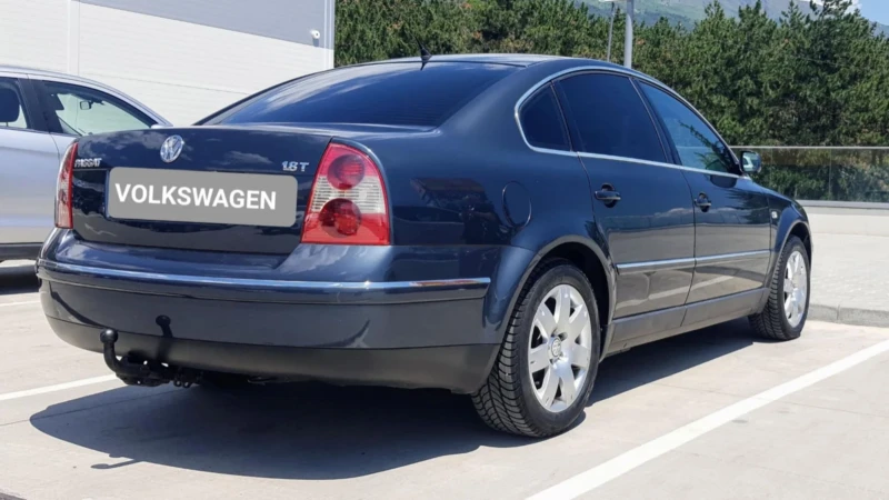 VW Passat 1.8 T, снимка 7 - Автомобили и джипове - 47419820