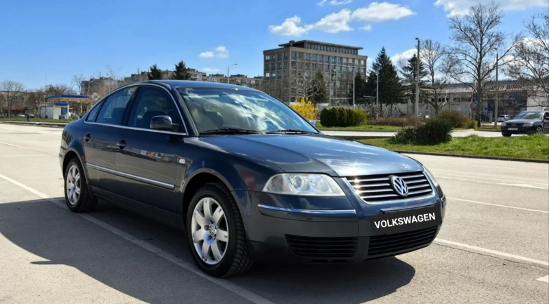 VW Passat 1.8 T, снимка 8 - Автомобили и джипове - 47419820